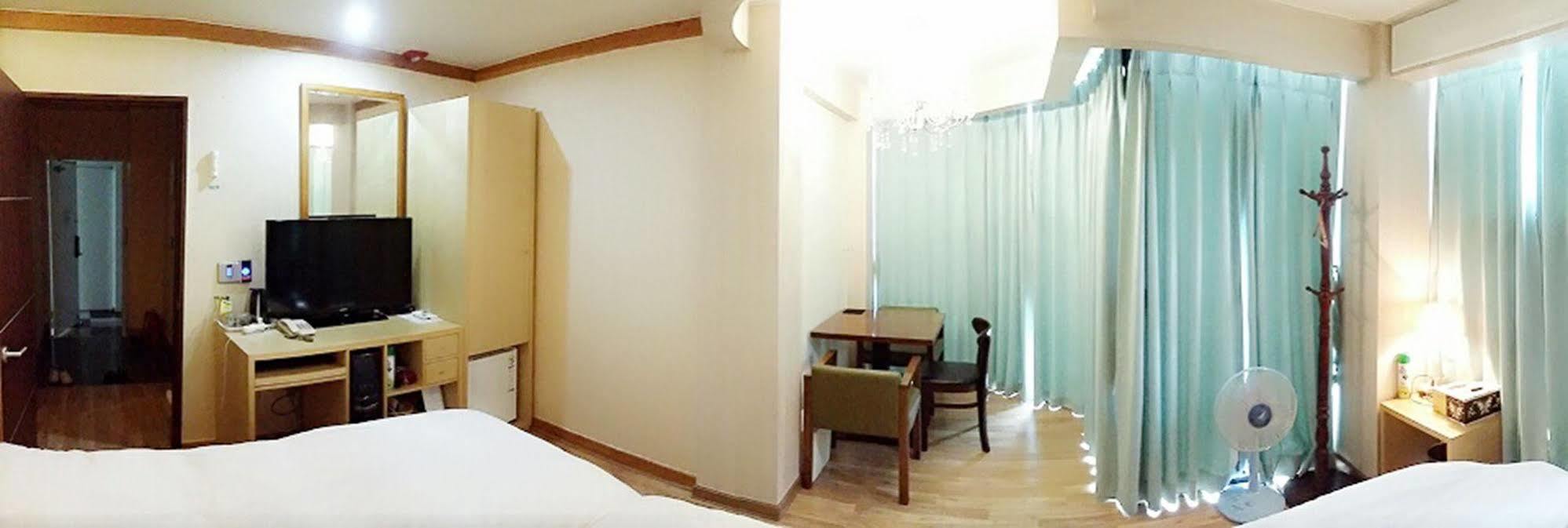 Jeonju Tourist Hotel Extérieur photo